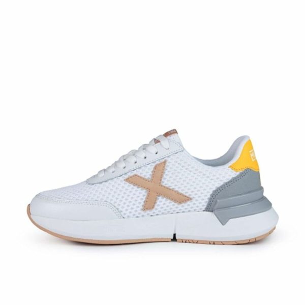 Women s casual trainers Munich Versus 70 White Online Hot Sale